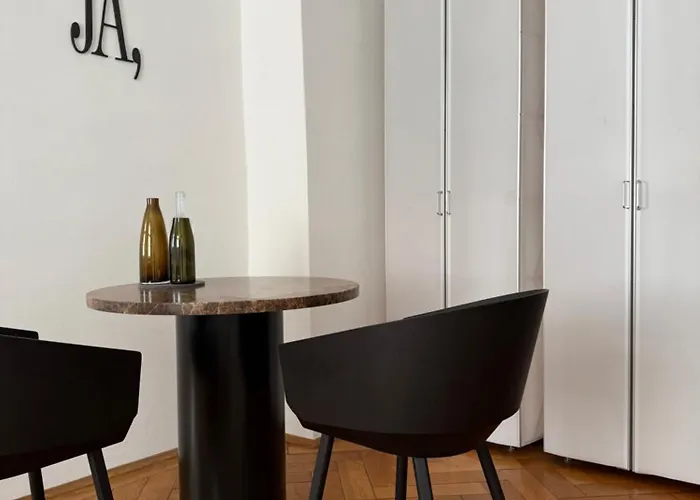 Δωμάτια σε οικογενειακή κατοικία Aussergewoehnlich Schoenes In Muenchen-schwabing *