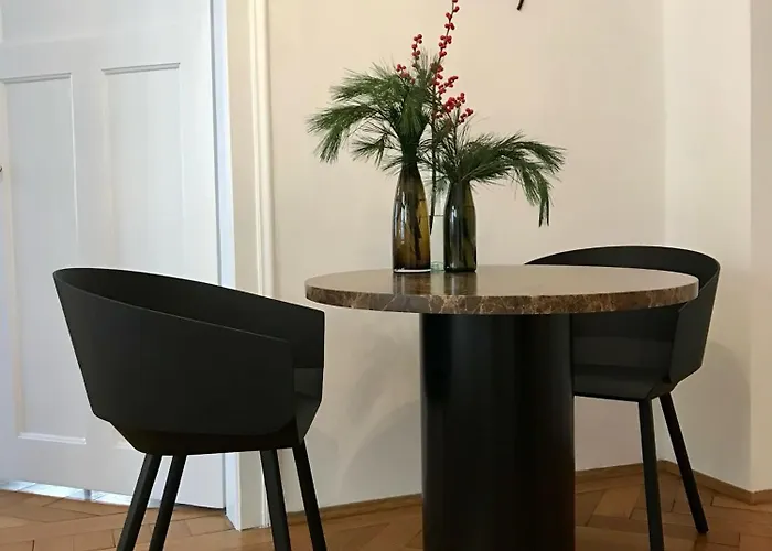 Aussergewoehnlich Schoenes In Muenchen-schwabing