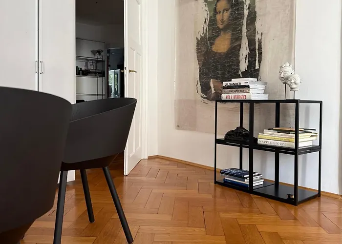 Aussergewöhnlich Schönes In München-schwabing Privatunterkunft *